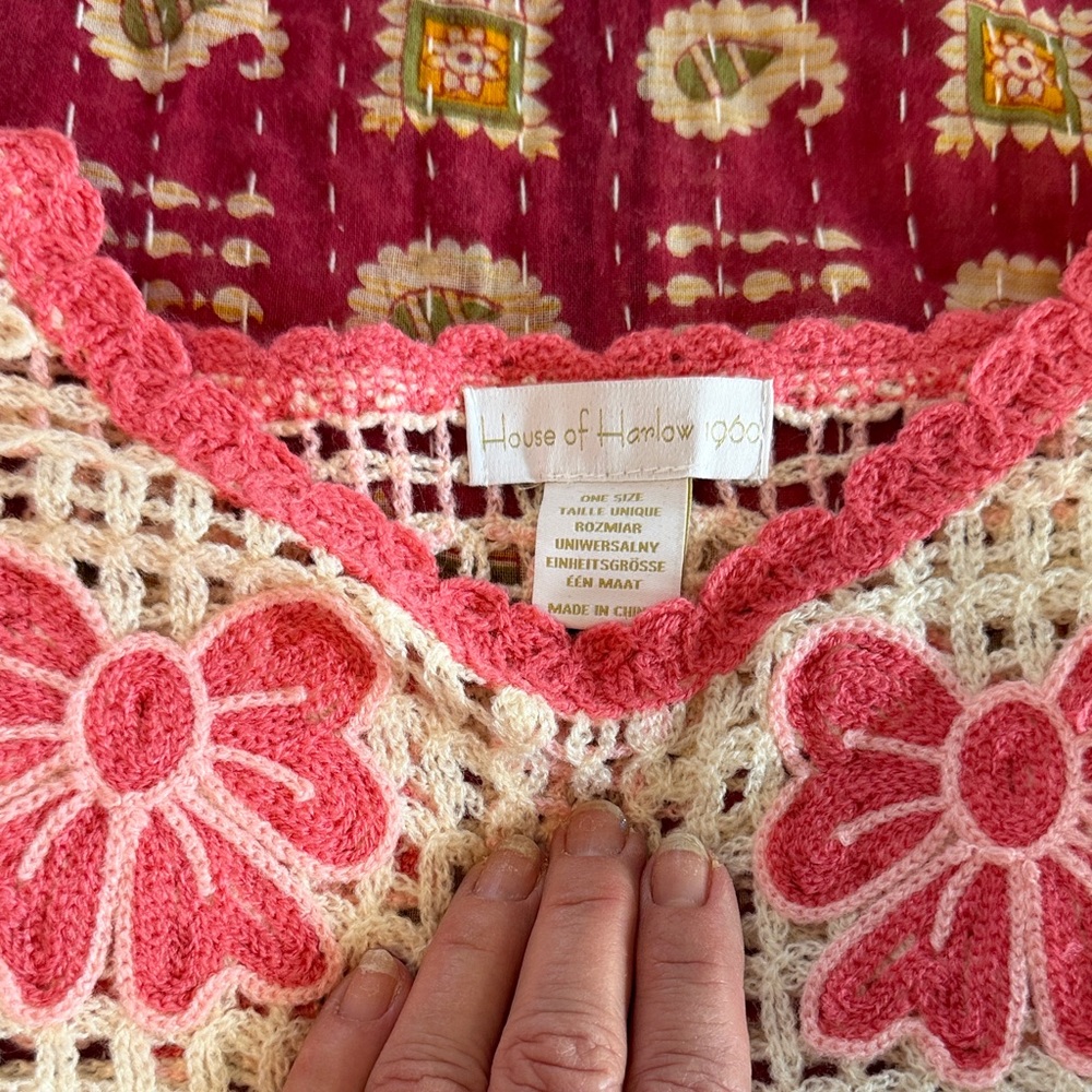 House of Harlow 1960 Pink Bows and Cream Crochet Fringe Sweater - Picture 2 of 7